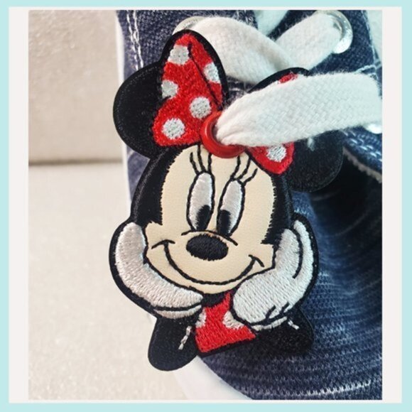 Minnie Mouse Shoe - Skate Eyelet - Picture 2 of 5
